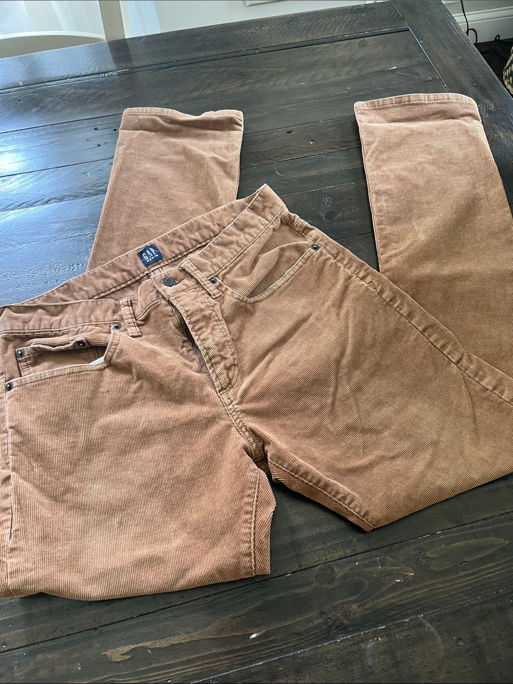 GAP Corduroy Pants in Rust Brown